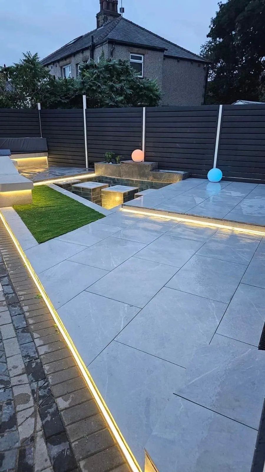 Landscape design with lighting