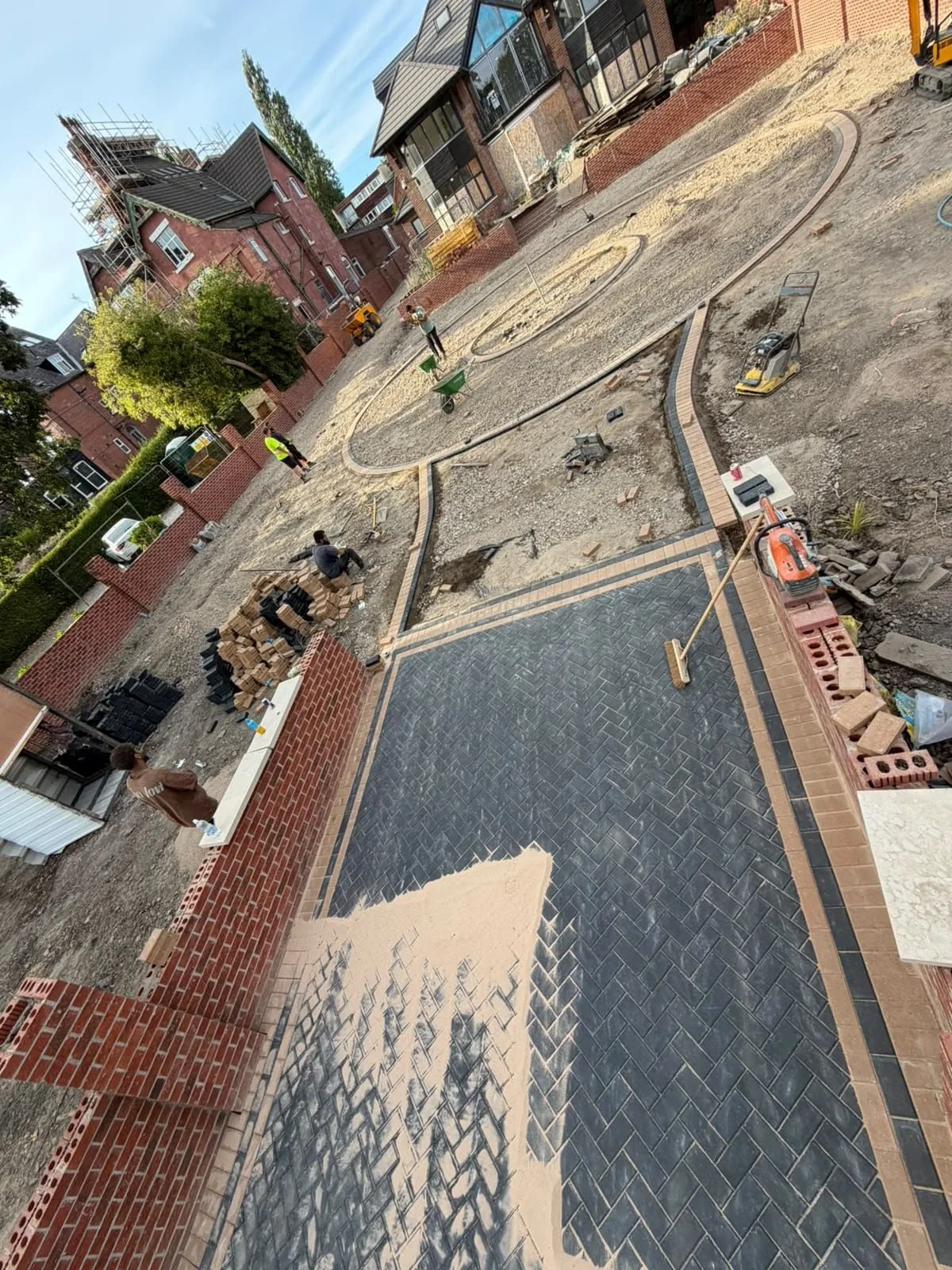 Large block paving driveway installation
